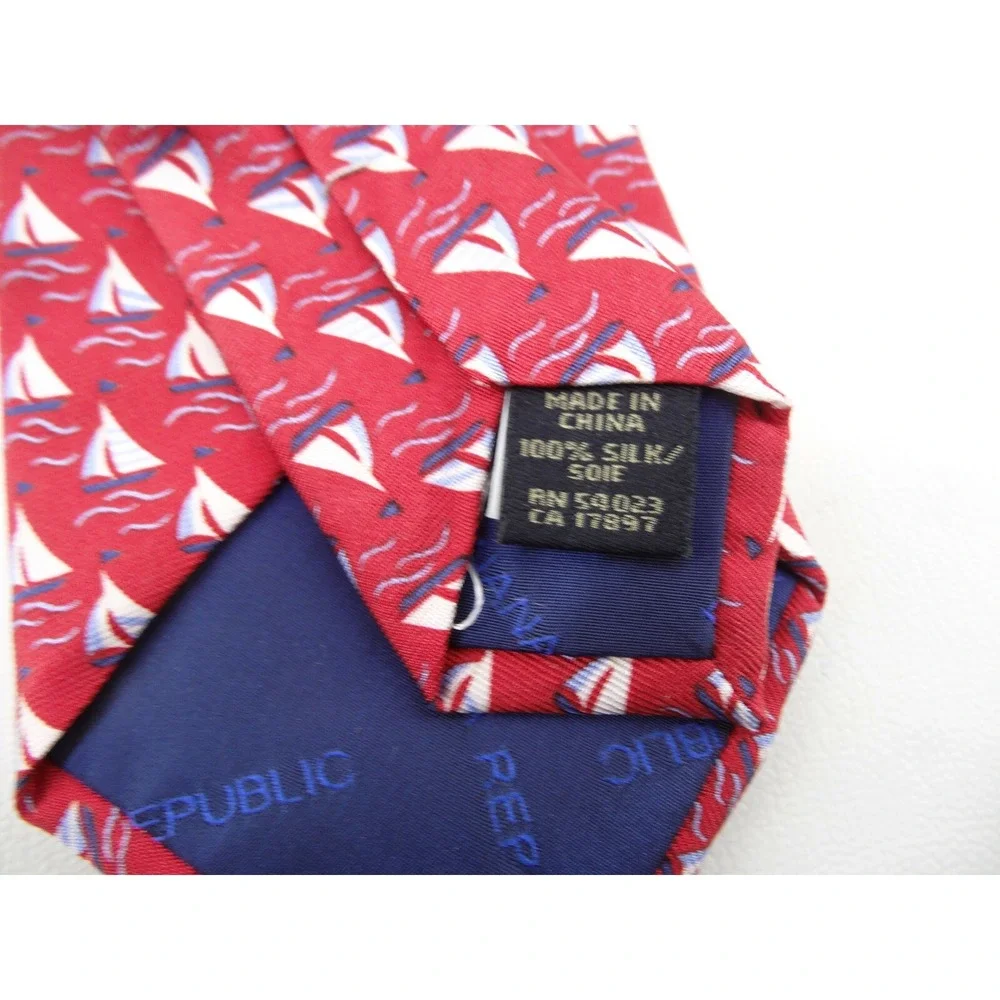NWT Banana Republic Red‎ Sailboat Print 100% Silk Tie Necktie